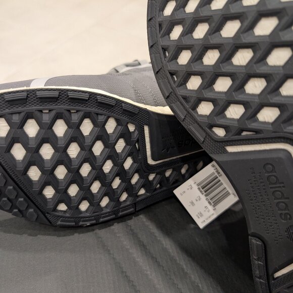 Adidas Nmd V3 Gtx Grey Gore-Tex IF7982 Mens size 8 - Picture 10 of 11